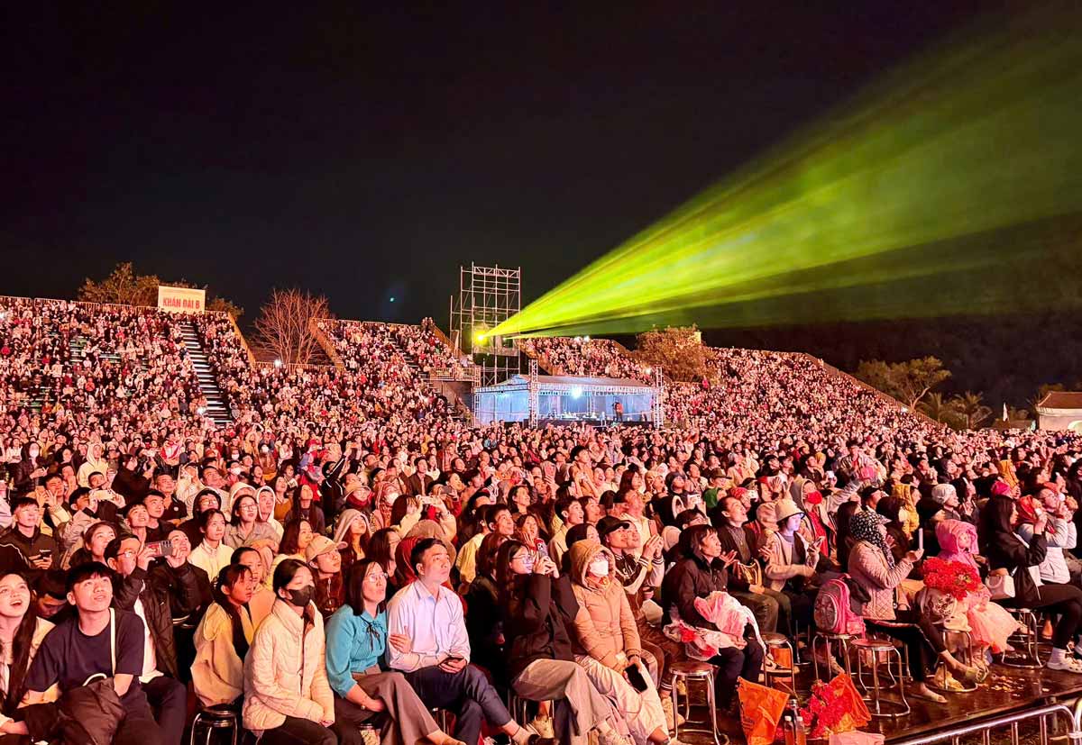 Sự kiện thu hút khoảng 15.000 khán giả. Ảnh: Đoàn Hưng