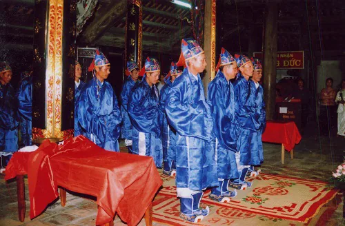 https://consonkiepbac.org.vn/Content/Images/UserFiles/image/2015/thang%205/le%20te.jpg