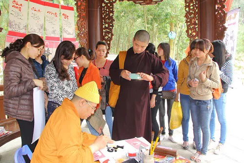 https://consonkiepbac.org.vn/Content/Images/UserFiles/image/2015/thang%205/thu%20phap.jpg
